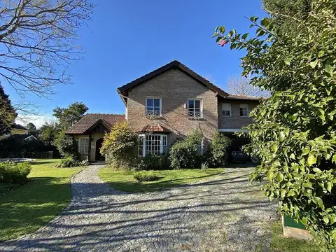 IMPECABLE PROPIEDAD IDEAL VIVIENDA PERMANENTE