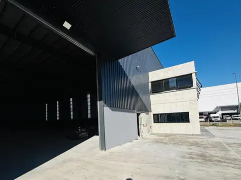 Galpon en Alquiler 65  mts Fondo