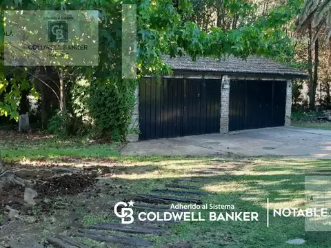 VENTA de casa quinta calle 28 y 409  La Plata