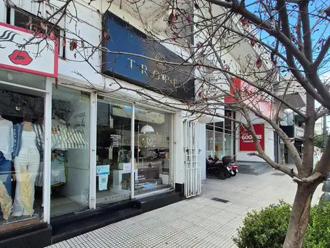 Mitre 100