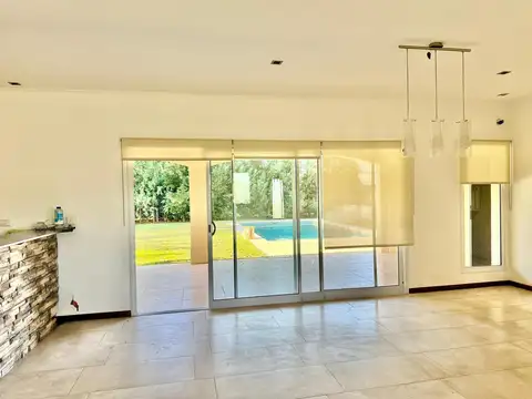 VENTA El Rebenque 5 AMBIENTES.