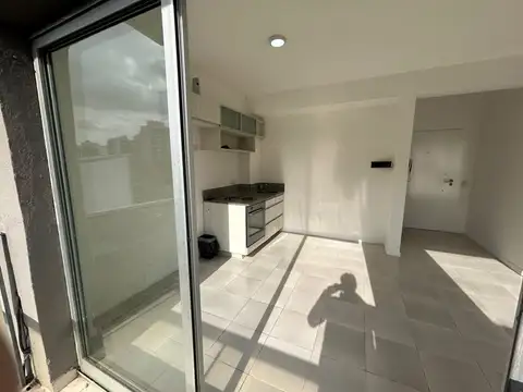 Departamento en Alquiler en Primera Junta, $ 550.000
