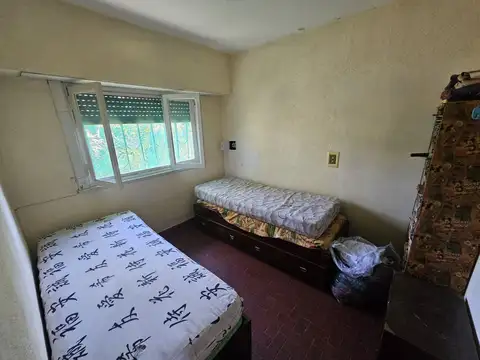 Casa 3 ambientes en  el barrio Colina Alegre