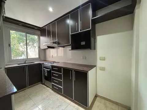 Departamento en Alquiler en Moron, $ 400.000