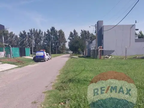 LOTE EN ALTOS DE DON CARLOS DE 747 M2.