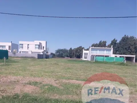 LOTE EN ALTOS DE DON CARLOS DE 747 M2.