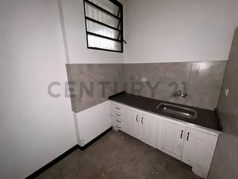 Local en Alquiler en Villa Sarmiento, $ 1.200.000