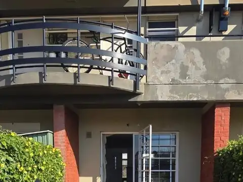 Departamento en Alquiler en Paso del Rey, $ 520.000
