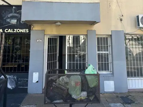 Departamento en venta de 3 Ambientes en Quilmes Centro, Excelente ubicación 