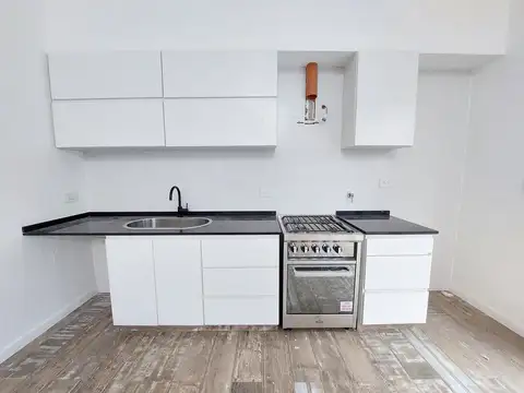 Casa en Alquiler en República De La Sexta, $ 1.650.000
