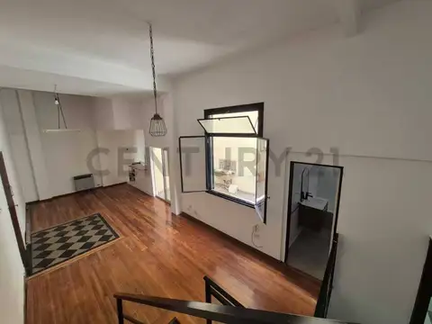 Avenida San Juan 1200, Piso 0