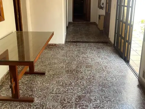 Depto Tipo Casa 4 ambientes con 1 baño