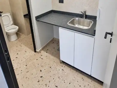 Oficina en Alquiler en Resistencia, $ 600.000