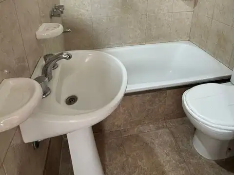Departamento 2 ambientes con 1 baño