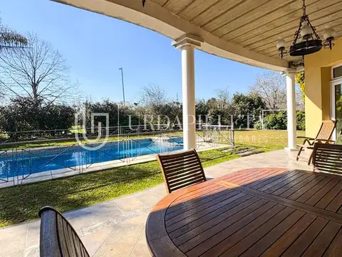 Casa en Venta en Ayres De Pilar, USD 530.000