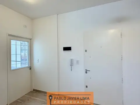 Depto Tipo Casa en Alquiler de 1 dormitorio