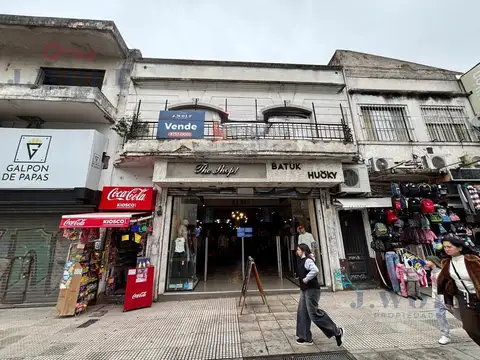 Excelente Local + Depto 4 Amb.  en Peatonal Belgrano