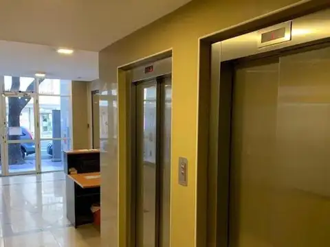 Oficina 3 ambientes con 1 baño