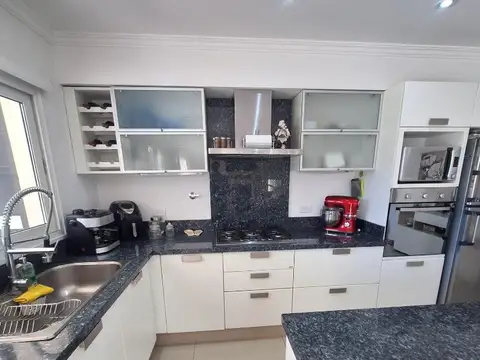 Venta Fincas de Iraols 2. Casa de 5 amb c/ parque y pileta