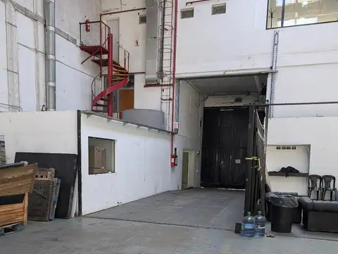 Galpon en Alquiler A Estrenar