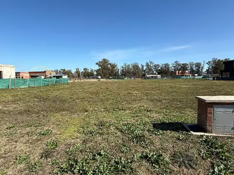 Terreno en Venta en Pilar Del Este - Santa Sofia, USD 38.500