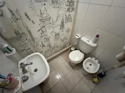 Casa en Venta en Castelar, USD 78.000