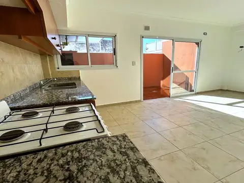 Depto Tipo Casa en Venta 9 años