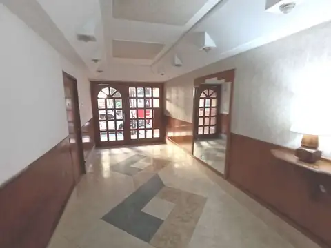 2 Amb.CONTRAFRENTE aire y luminosidad LComed. Apto.Profesional Coc. baño- placard ZONA CENTRICA