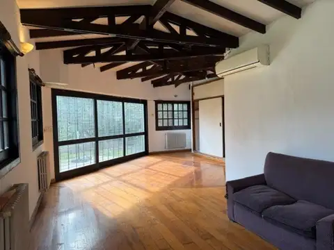 Casa en Venta en Don Torcuato, USD 320.000