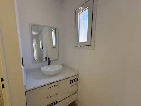 Casa 2 Dormitorios en Venta en Neuquén