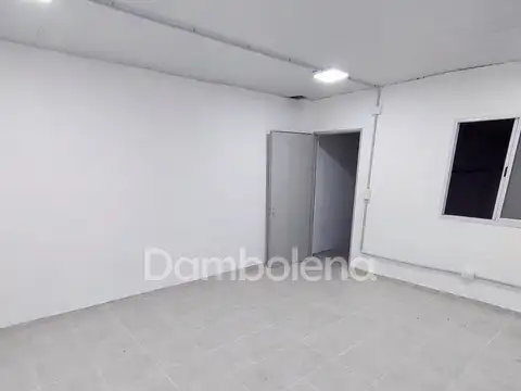 Galpon en Alquiler en Villa Gobernador Udaondo, USD 3.500