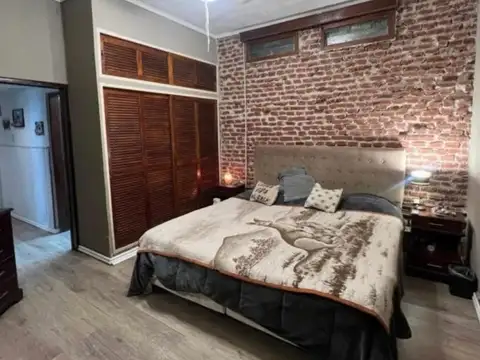 Depto Tipo Casa en Venta con 1 cocheras
