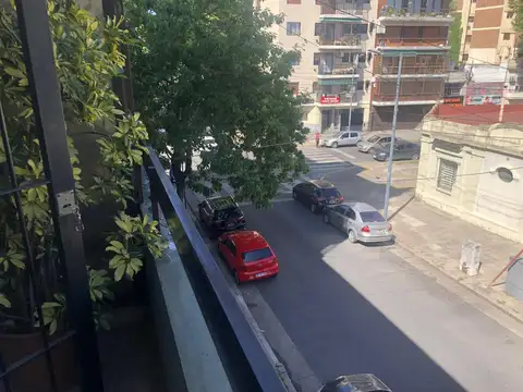 Departamento - Villa del Parque Pedro lozano y Campana inmejorable ubicación  4 amb frente con ba