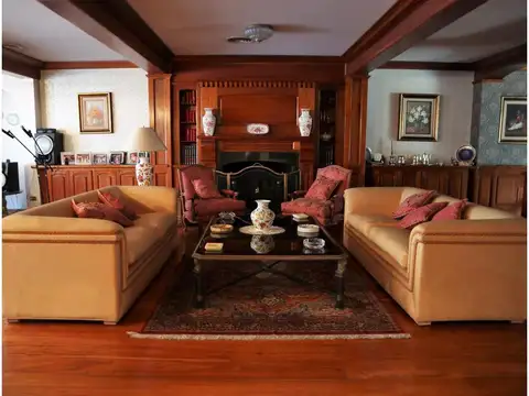 Casa en Alquiler en Martínez Vías / Libertador, USD 8.000