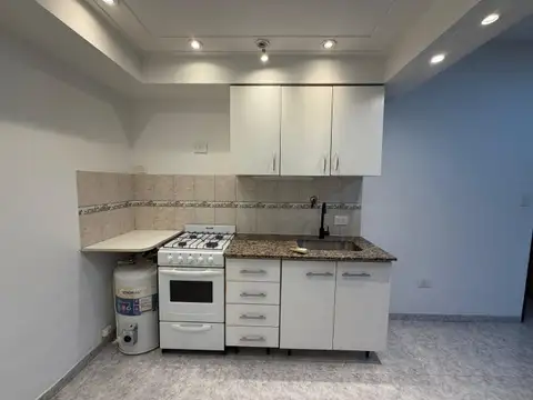 Departamento en Alquiler en Santos Lugares, $ 450.000