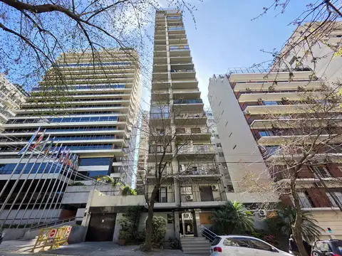 Zabala 1739 - 5 piso- 2 ambientes con balcon