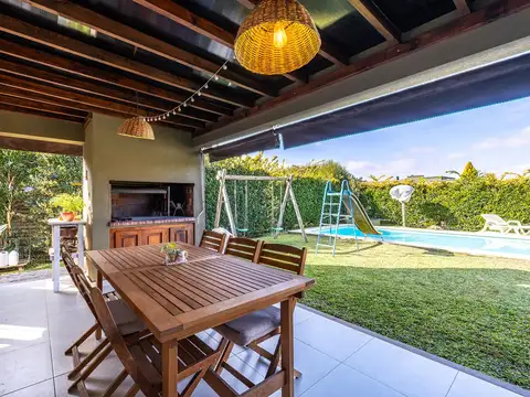 VENTA CASA 4 AMBIENTES LOTE CENTRAL PILAR DEL ESTE