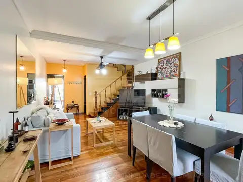 Miguel cane  al 4100, entre Mariano Moreno y Bouchard