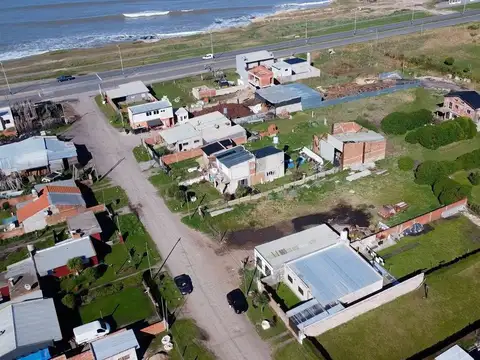 LOTE EN FELIX U CAMET A METROS DEL MAR
