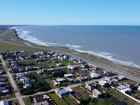 LOTE EN FELIX U CAMET A METROS DEL MAR