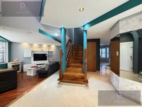Casa 5 ambientes con 2 baños