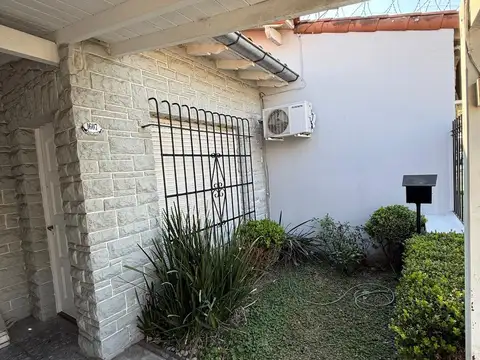 ALQUILER MARTINEZ - EXCELENTE ZONA A 3 CUADRAS DE LA PLAZA - 3 AMBIENTES