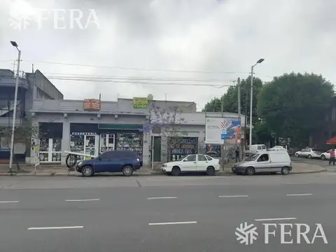 Local en Venta en Sarandi, USD 230.000