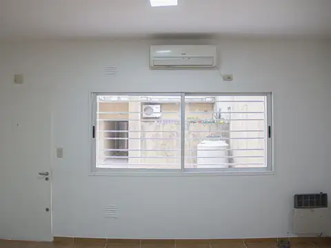 Depto Tipo Casa en Venta al Este