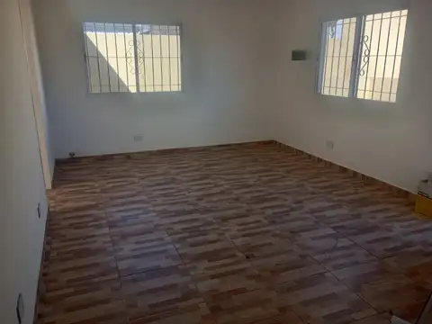 Depto Tipo Casa en Alquiler de 2 ambientes