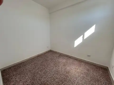 Depto Tipo Casa 2 ambientes con 1 baño