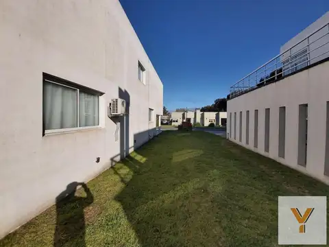 Casa en Alquiler al Norte