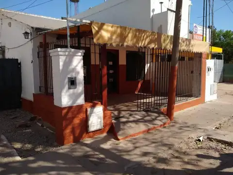 Casa mas Local comercial en Ricardone