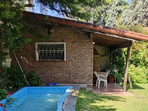 Casa en Venta con 3 cocheras