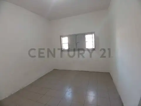 Santa fe 300, Piso 0